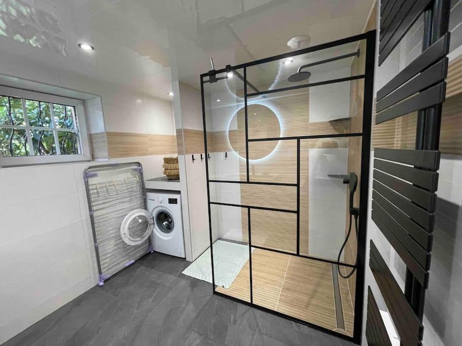 Gite Cosy Pour 2 A 4 Personnes, Village Proche Mulhouse Burnhaupt-le-Bas エクステリア 写真